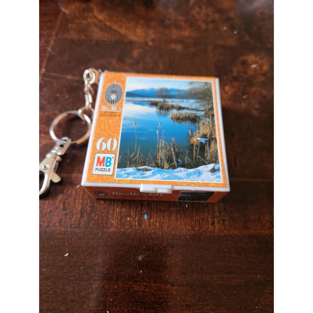 Compact Mini Travel Puzzle Keychain, 60 Pieces Complete